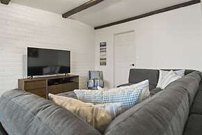 Panoramic Mountain Views Heated Pool 2 Kitchens