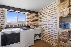 Panoramic Mountain Views Heated Pool 2 Kitchens