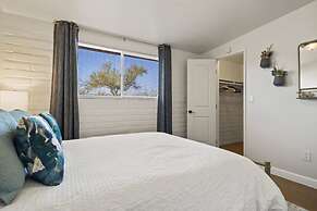 Panoramic Mountain Views Heated Pool 2 Kitchens