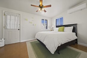 Panoramic Mountain Views Heated Pool 2 Kitchens