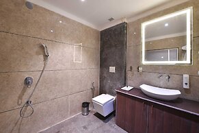 Clubhouse Hotel Morbi