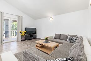 Apartament E&E