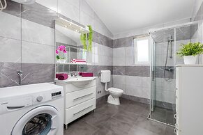 Apartament E&E