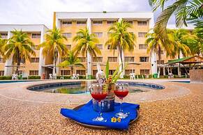 Aqua Vi Marina Hotel & Suites