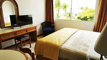 Aqua Vi Marina Hotel & Suites