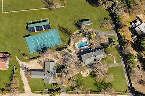 Victorian Manor In Paso Robles Wine Country + Pool, Hot Tub, Firepit, 