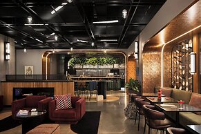 New Hotel Moxy Montreal Downtown
