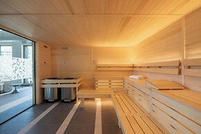 New Hotel Moxy Montreal Downtown