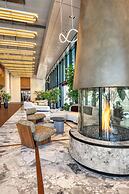 The REMI, Scottsdale, Autograph Collection