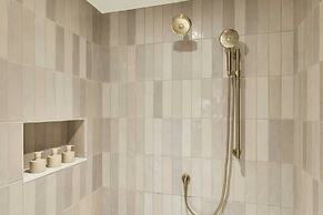 The REMI, Scottsdale, Autograph Collection