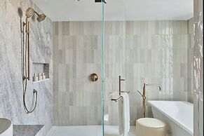 The REMI, Scottsdale, Autograph Collection