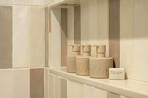 The REMI, Scottsdale, Autograph Collection