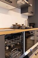 Urban Chic 2 Luxury Suites Apartment