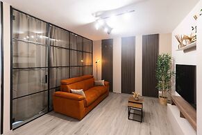 Urban Chic 2 Luxury Suites Apartment