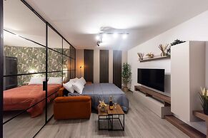 Urban Chic 2 Luxury Suites Apartment