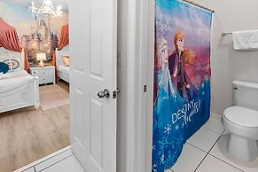 Spacious 7Bd Next to Clubhouse at Solara Resort