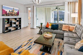 Spacious 7Bd Next to Clubhouse at Solara Resort