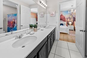 Spacious 7Bd Next to Clubhouse at Solara Resort