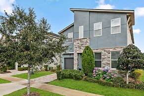 Spacious 7Bd Next to Clubhouse at Solara Resort