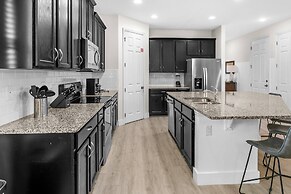 Spacious 7Bd Next to Clubhouse at Solara Resort