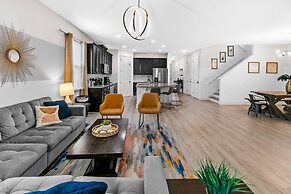 Spacious 7Bd Next to Clubhouse at Solara Resort