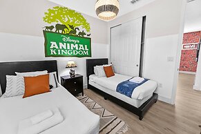 Spacious 7Bd Next to Clubhouse at Solara Resort