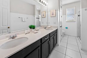 Spacious 7Bd Next to Clubhouse at Solara Resort