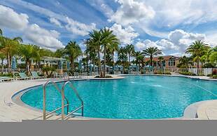 Spacious 7Bd Next to Clubhouse at Solara Resort