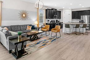 Spacious 7Bd Next to Clubhouse at Solara Resort