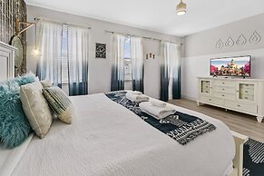 Spacious 7Bd Next to Clubhouse at Solara Resort