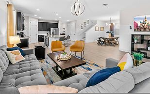 Spacious 7Bd Next to Clubhouse at Solara Resort