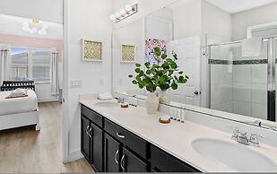 Spacious 7Bd Next to Clubhouse at Solara Resort