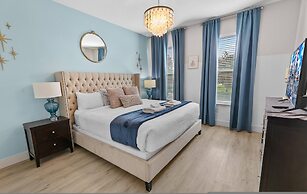 Spacious 7Bd Next to Clubhouse at Solara Resort