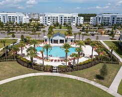 Amazing Townhome With Lake View at Storey Lake Resort