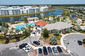 Amazing Townhome With Lake View at Storey Lake Resort