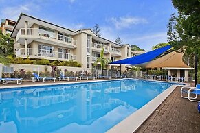 Cosy Central Burleigh Getaway