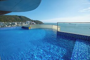 Luxury Mermaid Seaside Condotel Vung Tau