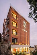 Nemo's Home seaside INN