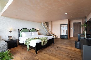 Nemo's Home seaside INN