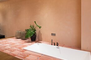 Nemo's Home seaside INN