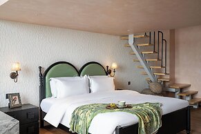 Nemo's Home seaside INN