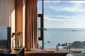 Nemo's Home seaside INN