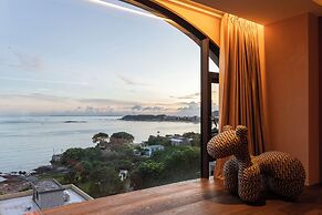 Nemo's Home seaside INN