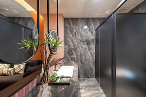 Nemo's Home seaside INN