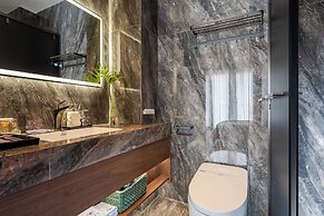 Nemo's Home seaside INN