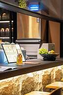 Nemo's Home seaside INN