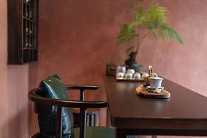 Nemo's Home seaside INN