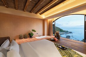 Nemo's Home seaside INN