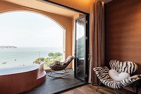 Nemo's Home seaside INN