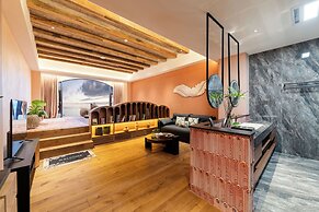 Nemo's Home seaside INN